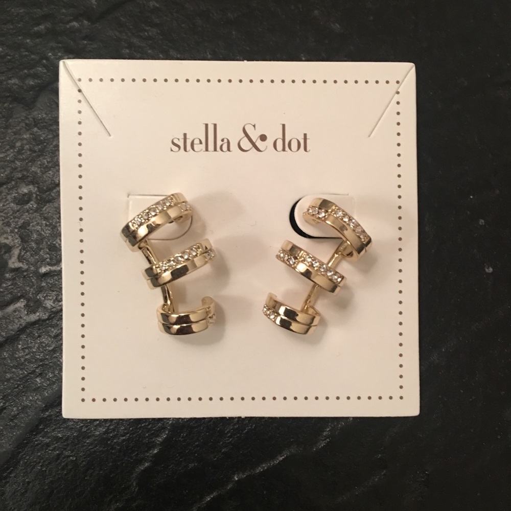Stella and Dot Ear Climber